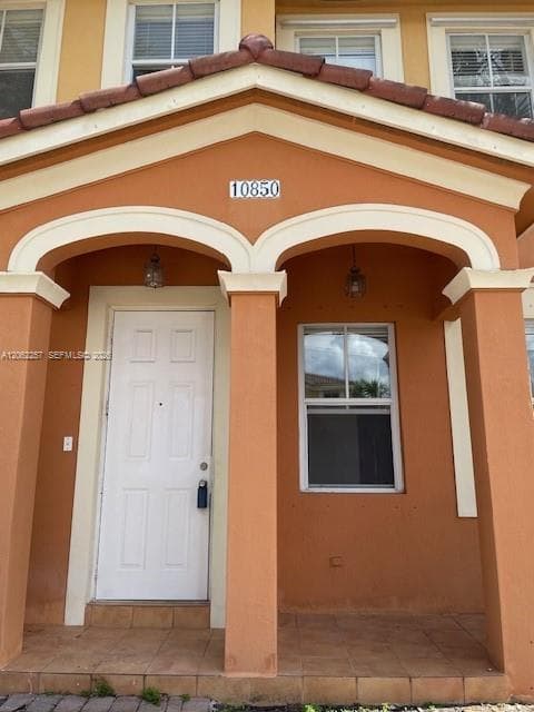 10850 SW 243rd Ln, Homestead FL 33032