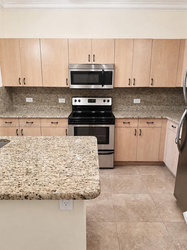 533 NE 3rd Ave # 320, Fort Lauderdale FL 33301 - Fort Lauderdale, FL - Photo 3