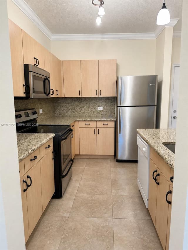 533 NE 3rd Ave # 320, Fort Lauderdale FL 33301 - Fort Lauderdale, FL - Photo 4