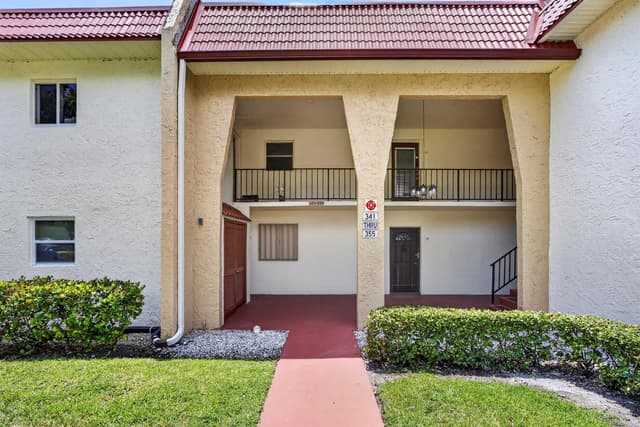 355 Lake Frances Drive, West Palm Beach FL 33411 - West Palm Beach, FL - Photo 3