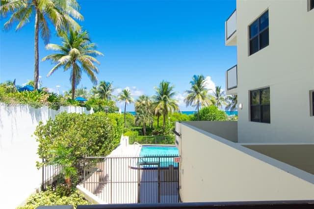 1623 Collins Ave # 215, Miami Beach FL 33139 - Miami Beach, FL - Photo 3