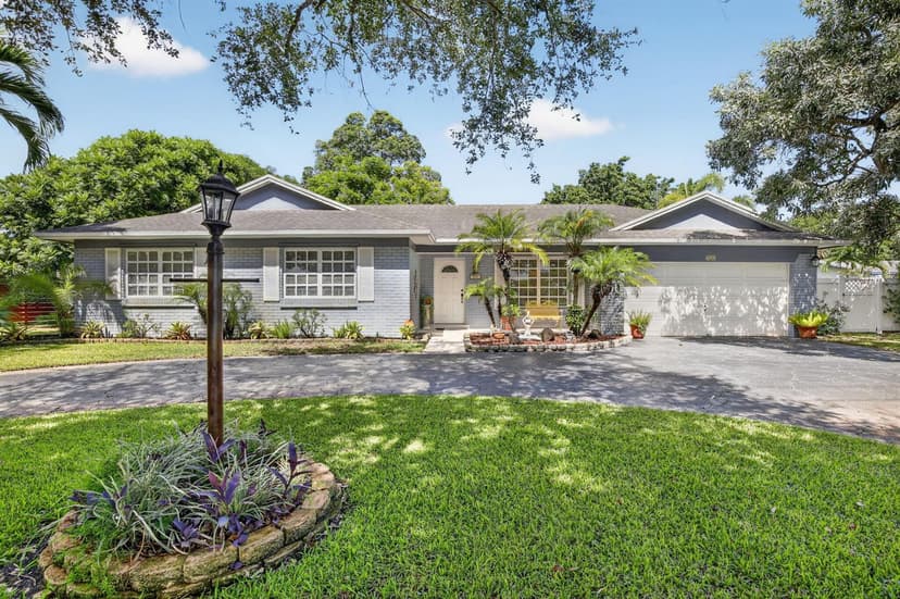 721 SW 59TH Avenue, Plantation FL 33317