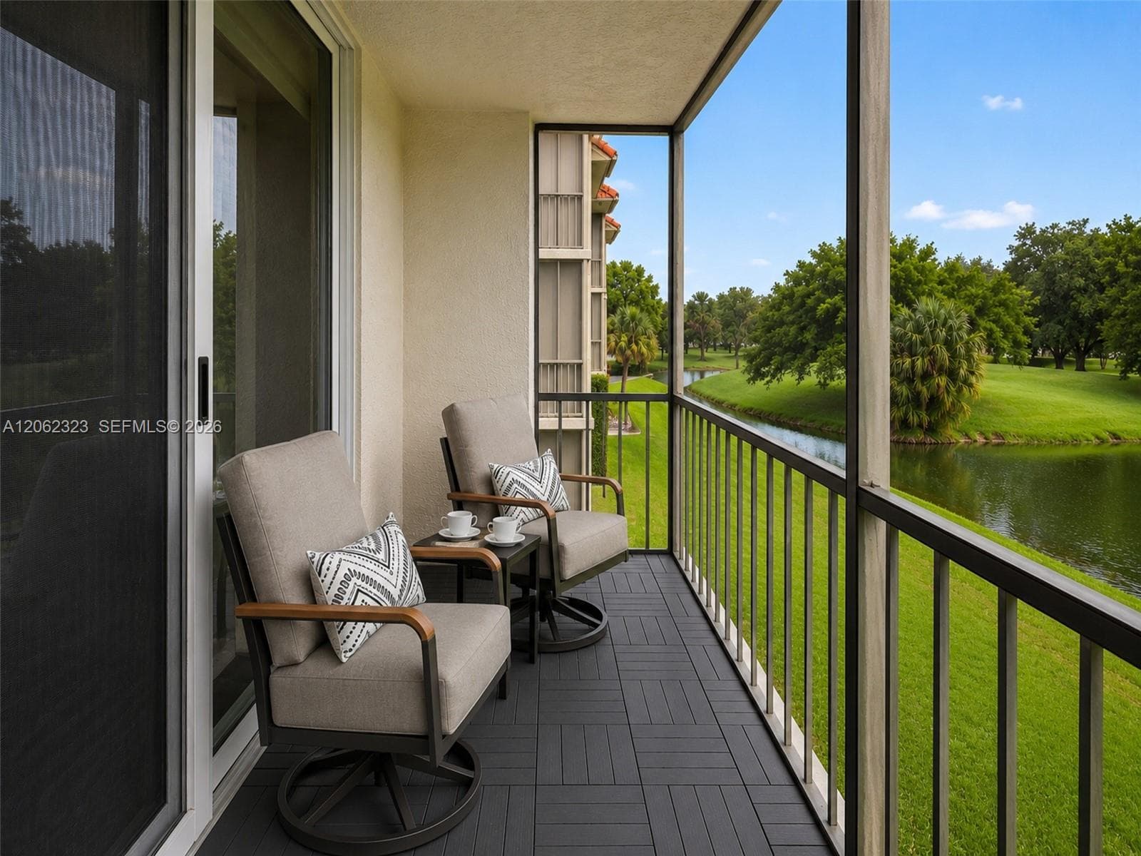 800 S Hollybrook Dr # 205, Pembroke Pines FL 33025 - Pembroke Pines, FL - Photo 1