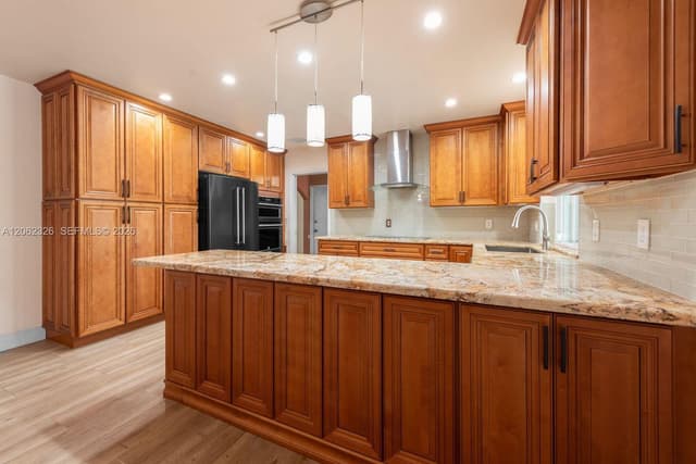 8331 SW 156th St, Palmetto Bay FL 33157 - Palmetto Bay, FL - Photo 5