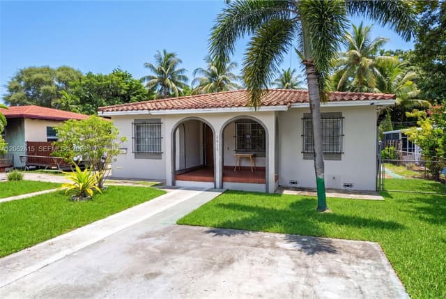 2815 NW 14th St, Miami FL 33125 - Miami, FL - Photo 2