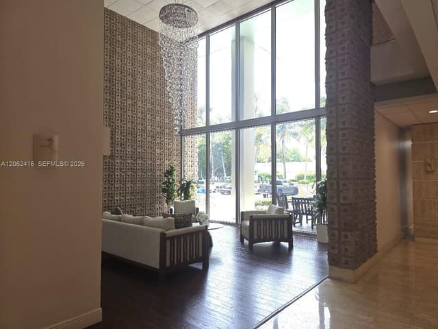 2899 Collins Ave # 940, Miami Beach FL 33140 - Miami Beach, FL - Photo 2