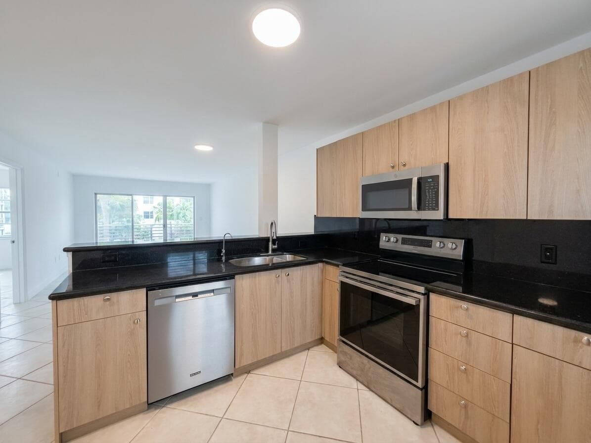 1541 S Ocean Boulevard # 219, Pompano Beach FL 33062 - Pompano Beach, FL - Photo 1