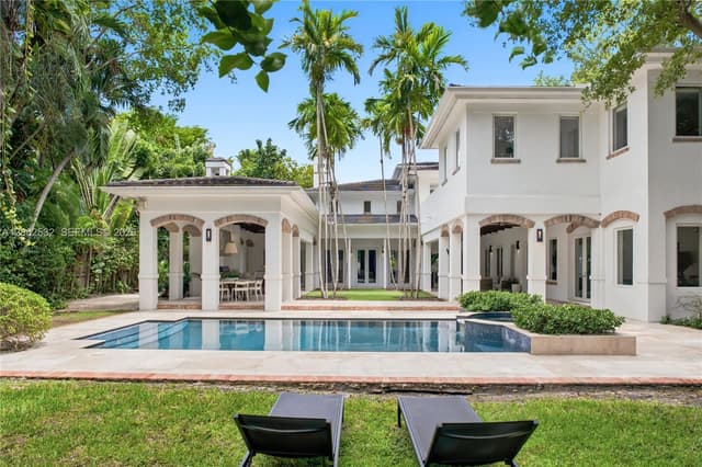 2820 Brickell Ave, Miami FL 33129 - Miami, FL - Photo 5