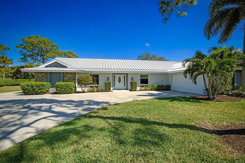 10356 SEAGRAPE Way, Palm Beach Gardens FL 33418