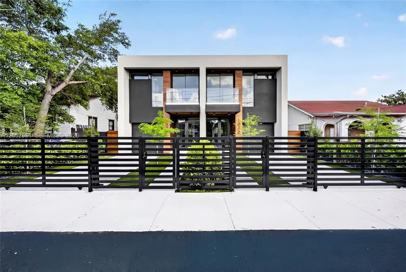 1034 SW 11th Ave, Miami FL 33130