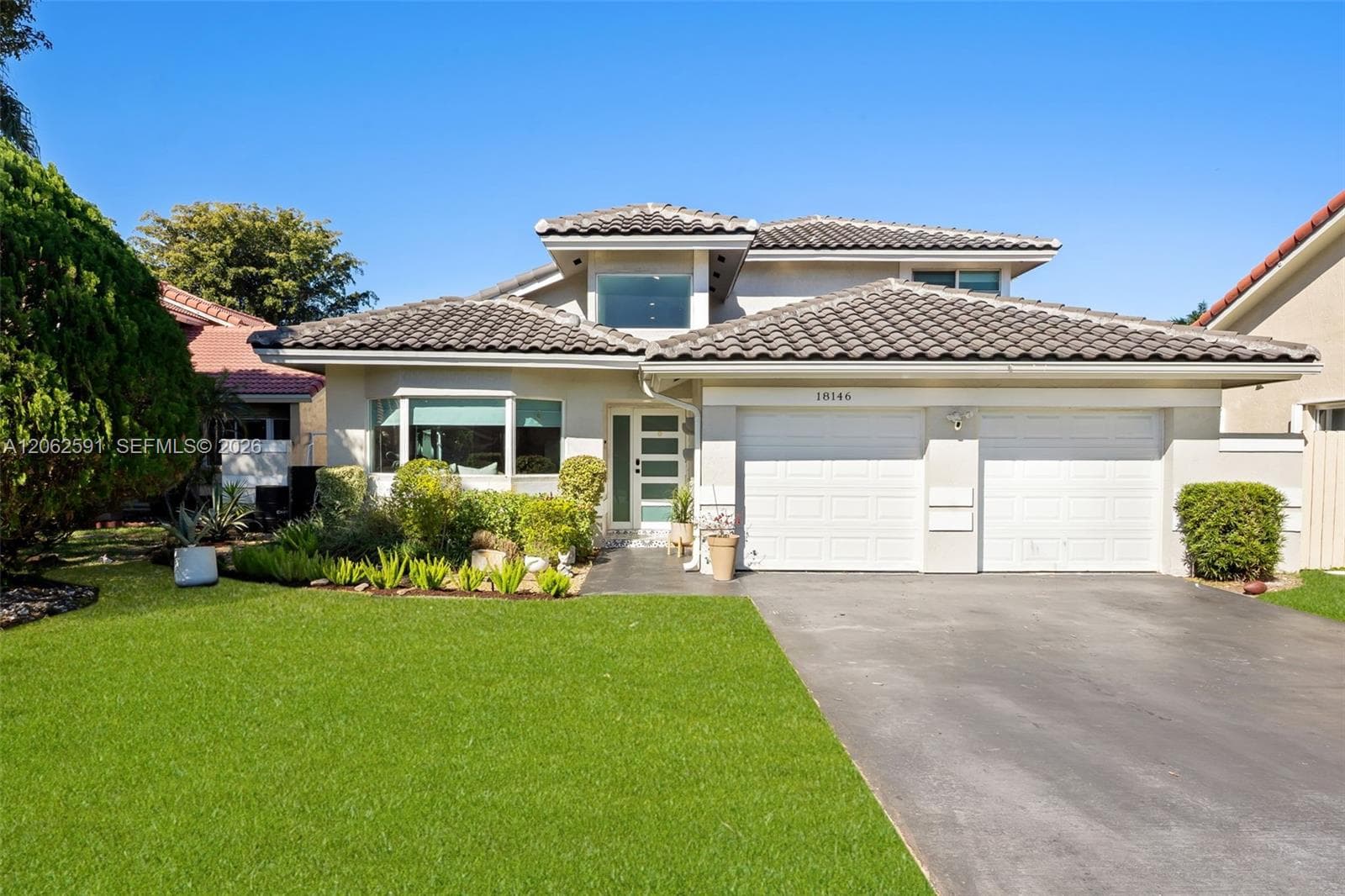 18146 NW 61st Pl, Hialeah FL 33015 - Hialeah, FL - Photo 1