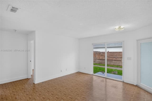 941 SW 7th Pl, Florida City FL 33034 - Florida City, FL - Photo 5