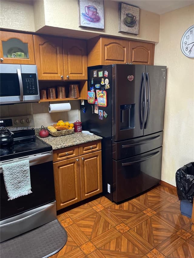 3265 NW 80th Ter, Miami FL 33147 - Miami, FL - Photo 7