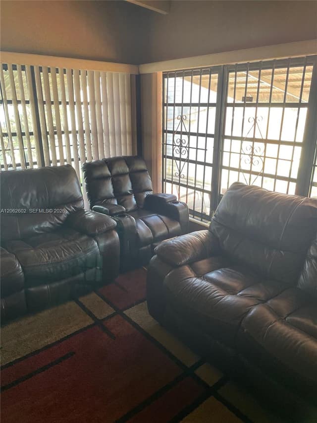 3265 NW 80th Ter, Miami FL 33147 - Miami, FL - Photo 3