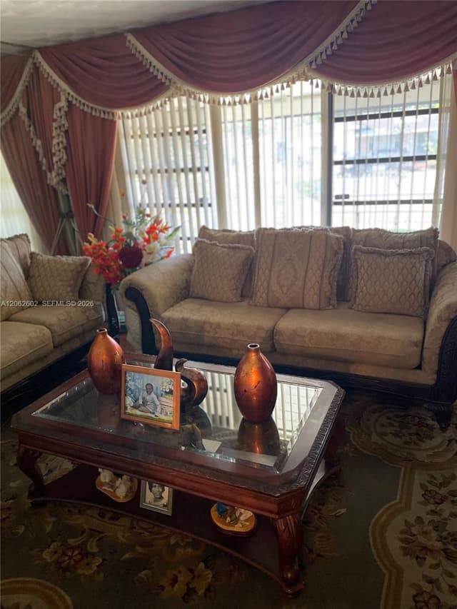 3265 NW 80th Ter, Miami FL 33147 - Miami, FL - Photo 4