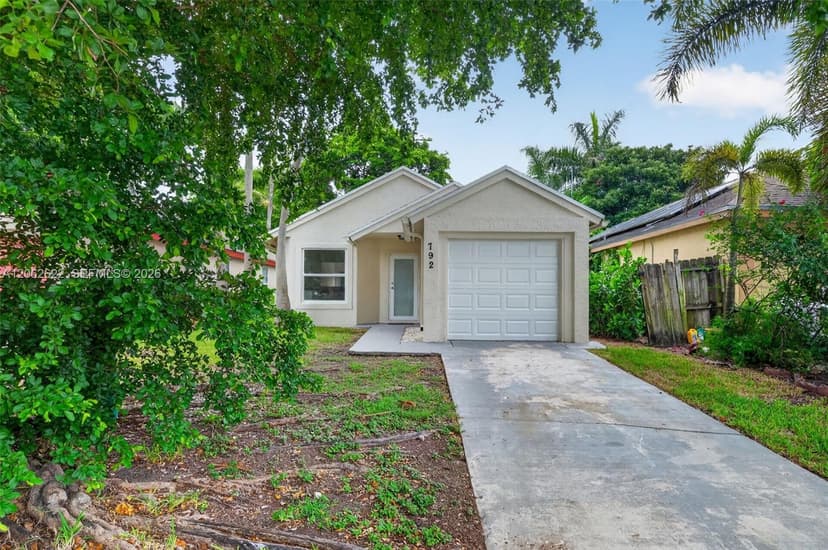 792 SW 9th St, Florida City FL 33034