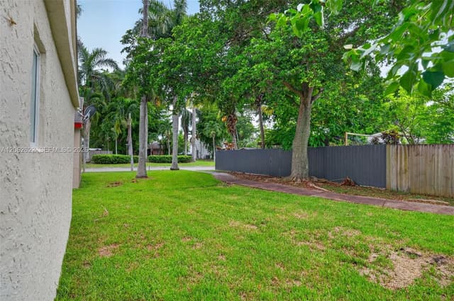 792 SW 9th St, Florida City FL 33034 - Florida City, FL - Photo 4