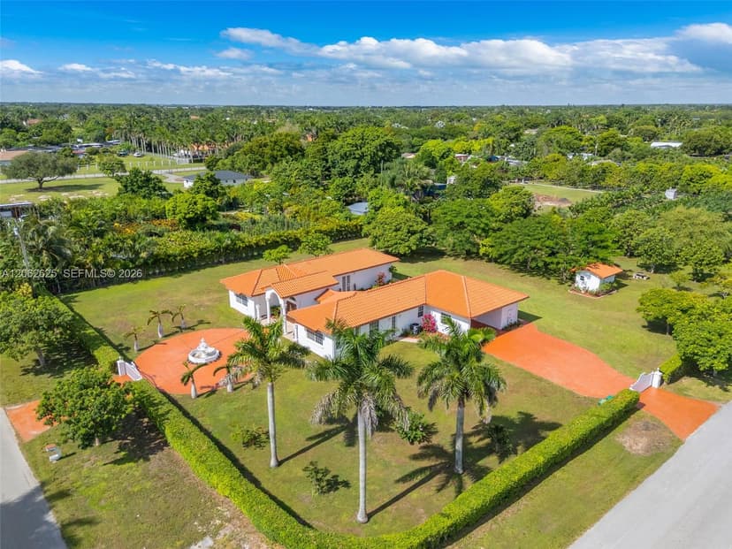 23800 SW 207th Ave, Homestead FL 33031