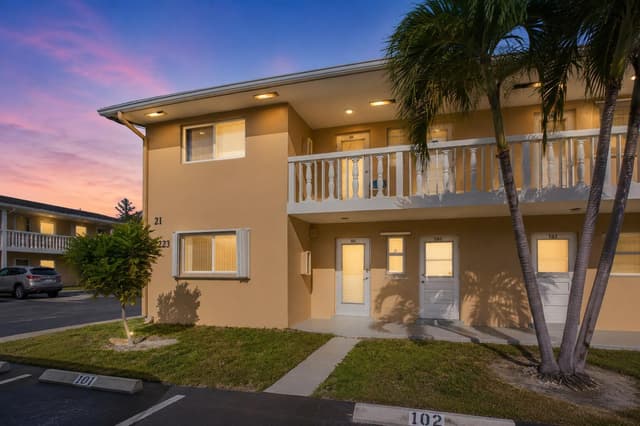 2223 NE 1st Court # 101, Boynton Beach FL 33435 - Boynton Beach, FL - Photo 2