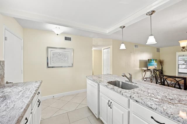 2223 NE 1st Court # 101, Boynton Beach FL 33435 - Boynton Beach, FL - Photo 5