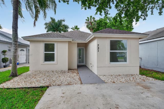 731 SW 10th St, Florida City FL 33034 - Florida City, FL - Photo 2