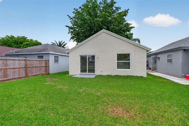731 SW 10th St, Florida City FL 33034 - Florida City, FL - Photo 3