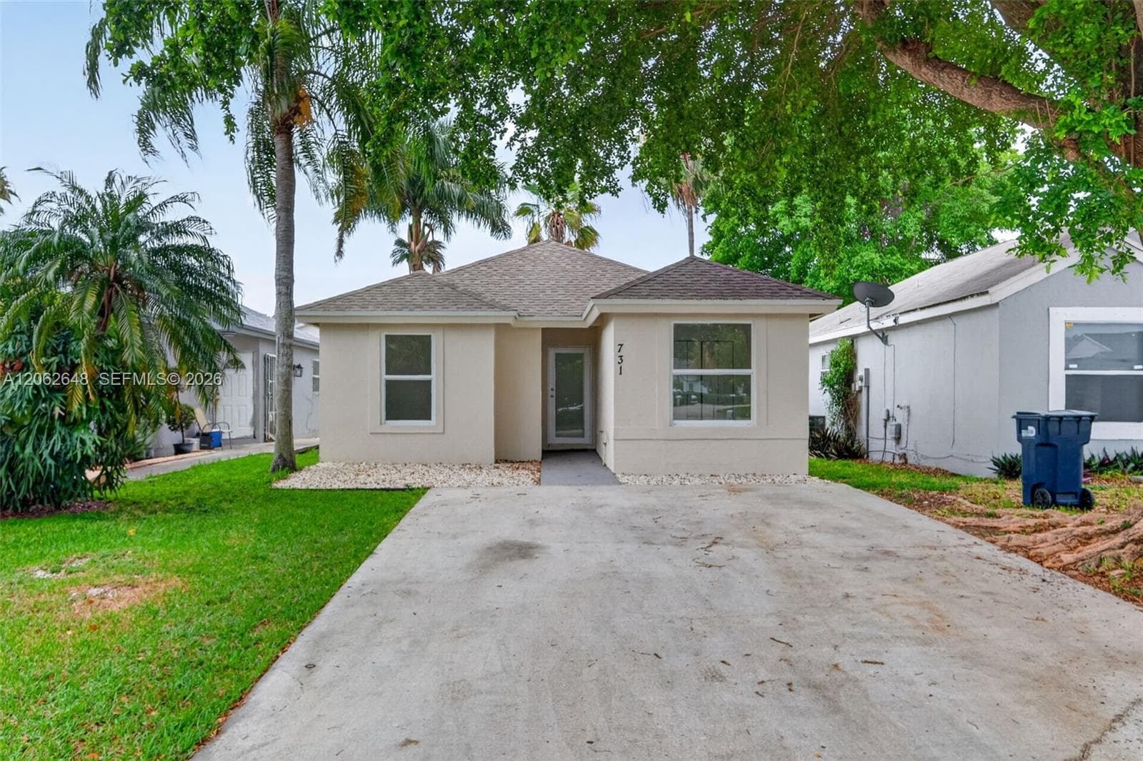 731 SW 10th St, Florida City FL 33034 - Florida City, FL - Photo 1