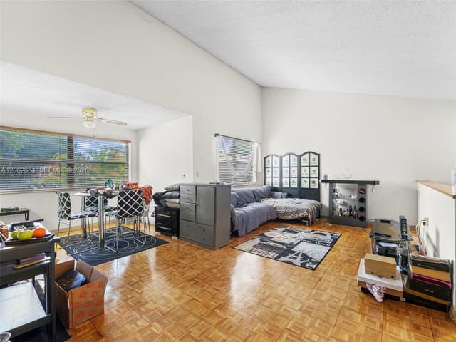 291 W Park Dr # 201, Miami FL 33172 - Miami, FL - Photo 6