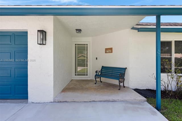 2760 SW 86th Way, Davie FL 33328 - Davie, FL - Photo 3