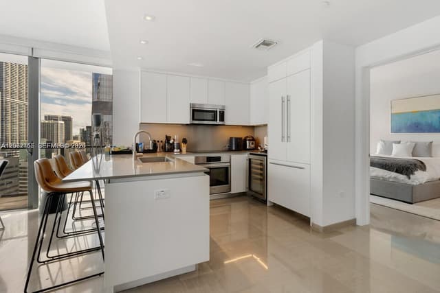 68 SE 6th St # 2101, Miami FL 33131 - Miami, FL - Photo 3
