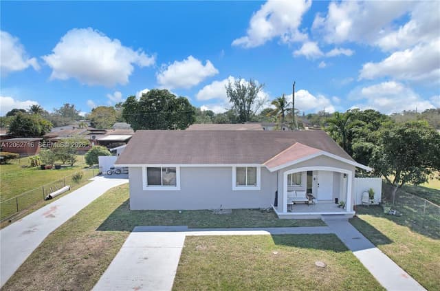 3280 NW 213th Ter, Miami Gardens FL 33056 - Miami Gardens, FL - Photo 2