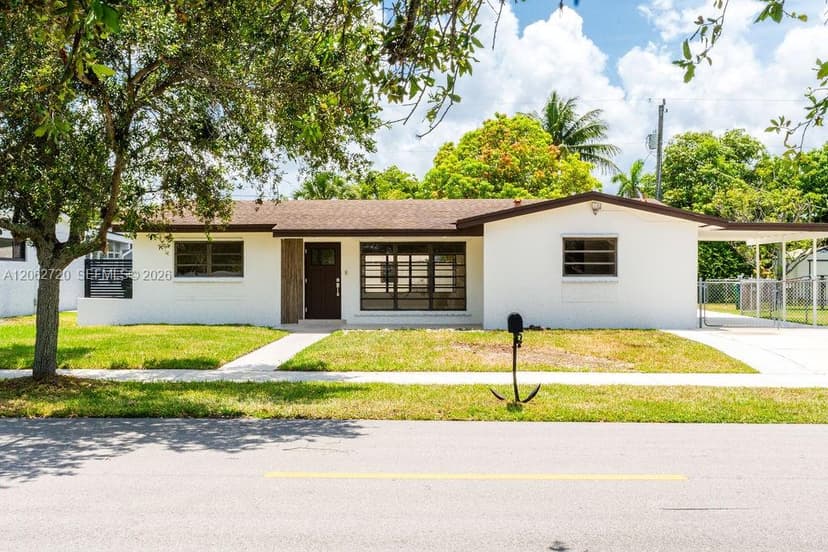 19390 Whispering Pines Rd, Cutler Bay FL 33157