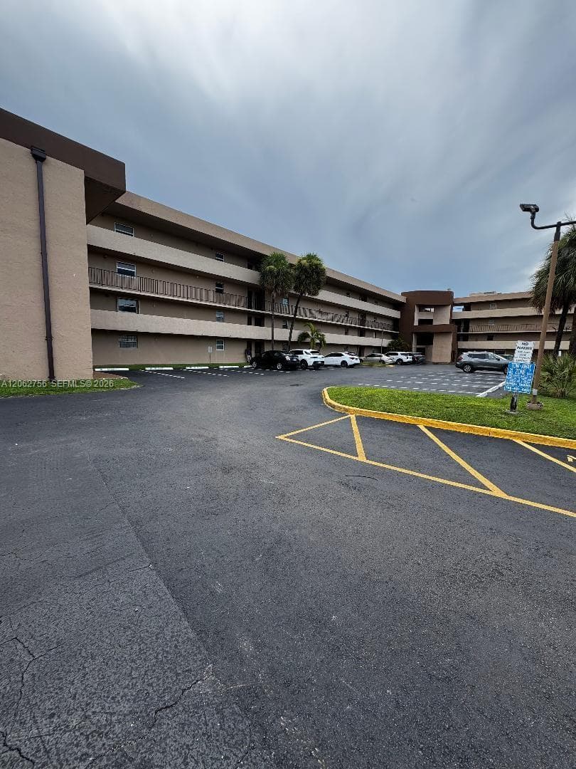 702 NW 87th Ave # 105, Miami FL 33172 - Miami, FL - Photo 1