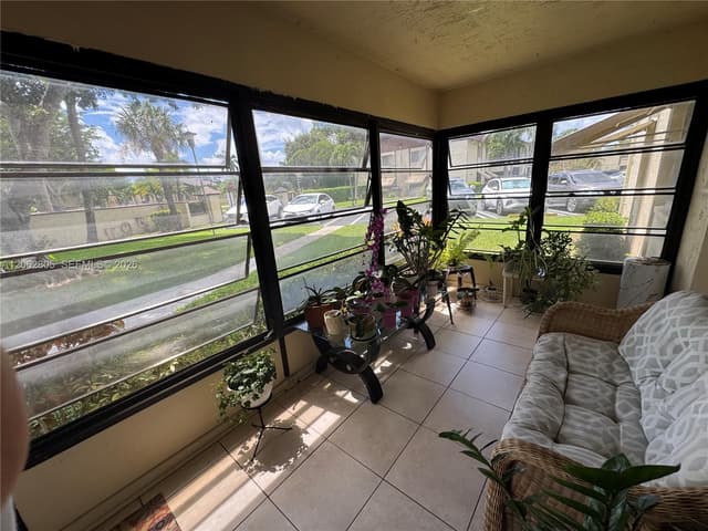 5773 La Pinata Blvd # 1, Green Acres FL 33463 - Green Acres, FL - Photo 6
