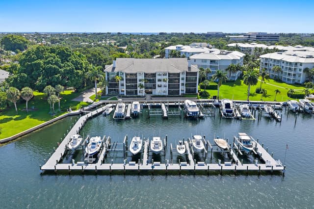 542 Bay Colony Drive N # 542, Juno Beach FL 33408 - Juno Beach, FL - Photo 2