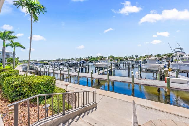 542 Bay Colony Drive N # 542, Juno Beach FL 33408 - Juno Beach, FL - Photo 3