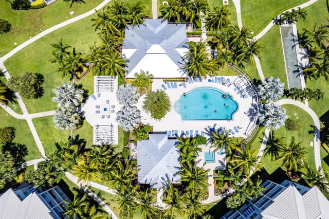 542 Bay Colony Drive N # 542, Juno Beach FL 33408 - Juno Beach, FL - Photo 4