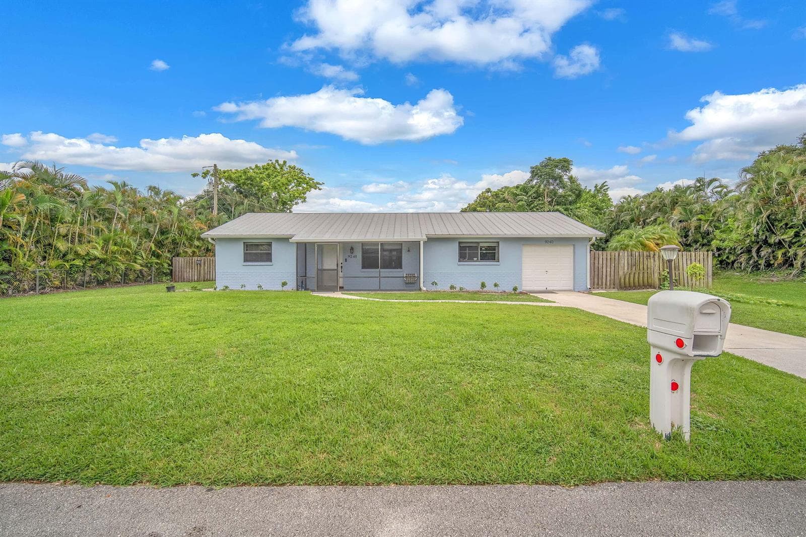 9240 HONEYWELL Road, Lake Worth FL 33467