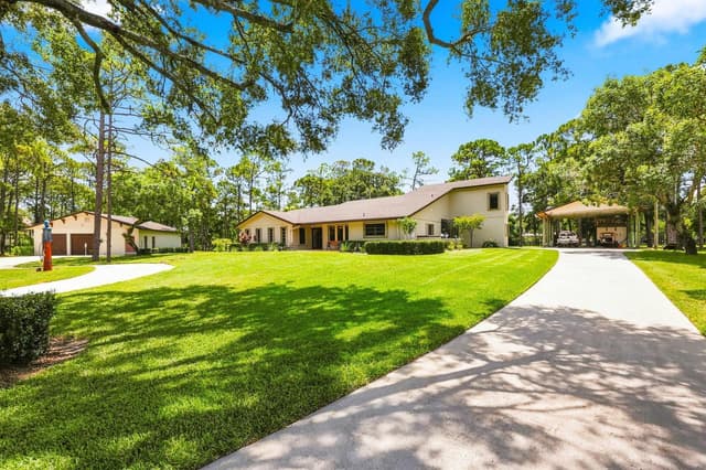 11298 Roselynn Way, Lake Worth FL 33449 - Lake Worth, FL - Photo 5