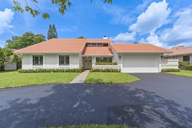546 NW 105TH Drive, Coral Springs FL 33071 - Coral Springs, FL - Photo 2