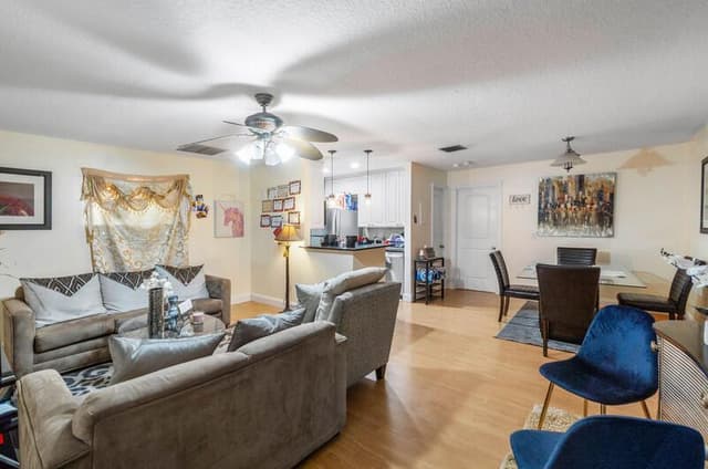 2 CROSSINGS Circle E, Boynton Beach FL 33435 - Boynton Beach, FL - Photo 6