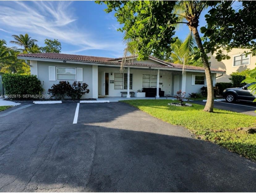 7761 NW 42nd Pl, Coral Springs FL 33065