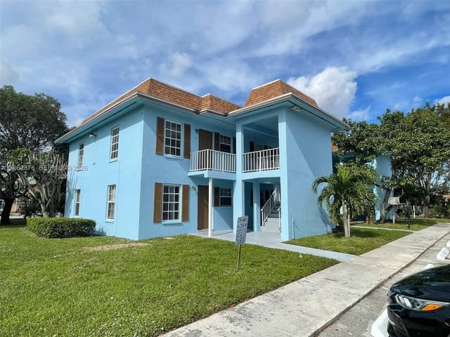 4951 Wedgewood Way # 6, West Palm Beach FL 33417 - West Palm Beach, FL - Photo 2