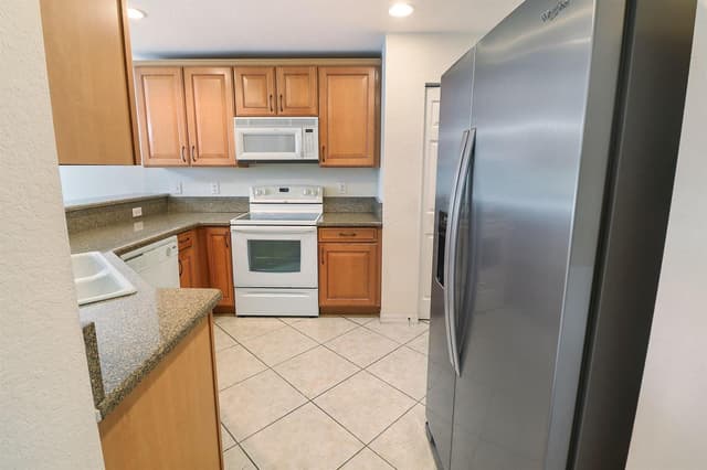 5930 ROYAL Way, Tamarac FL 33321 - Tamarac, FL - Photo 6