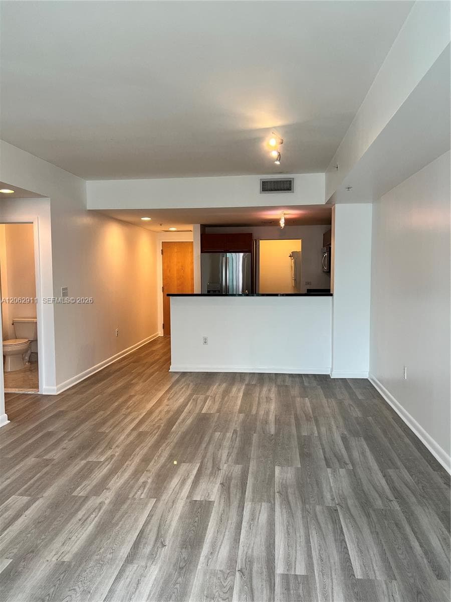 244 Biscayne Blvd # 2609, Miami FL 33132 - Miami, FL - Photo 1