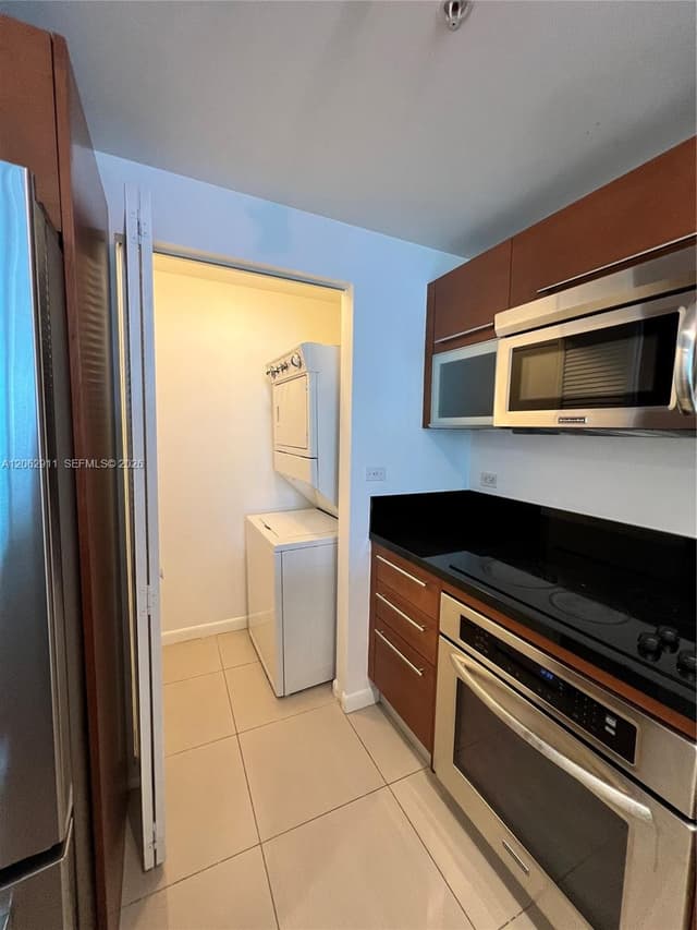 244 Biscayne Blvd # 2609, Miami FL 33132 - Miami, FL - Photo 5