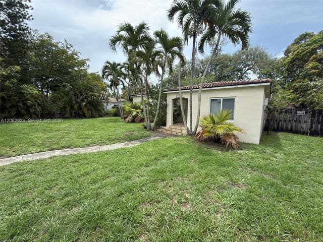 1510 Dewey St, Hollywood FL 33020 - Hollywood, FL - Photo 2