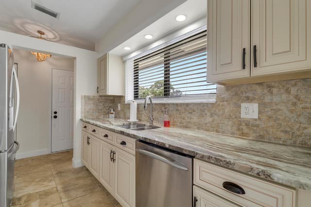 1102 Wingfoot Drive # C, Jupiter FL 33458 - Jupiter, FL - Photo 6