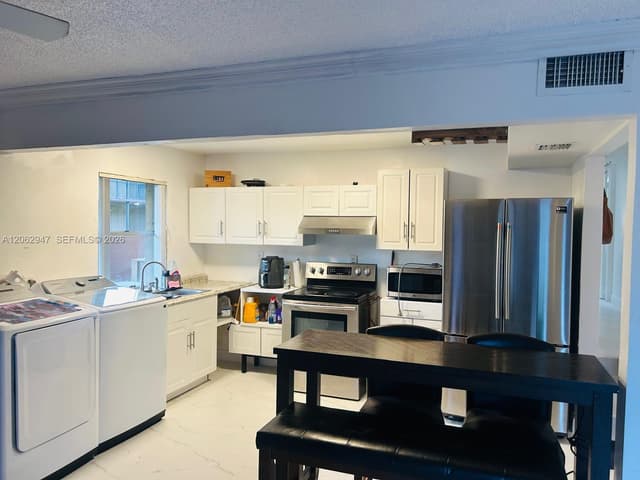 4850 SW 63rd Ter # 211, Davie FL 33314 - Davie, FL - Photo 3