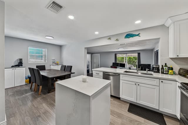 121 NE 55TH Street, Oakland Park FL 33334 - Oakland Park, FL - Photo 4
